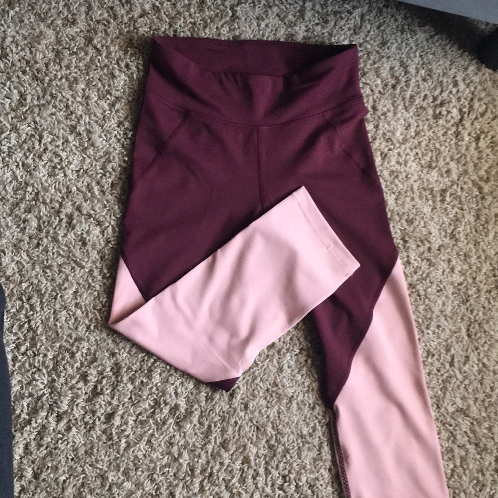 Maroon and pink Capri workout leggings